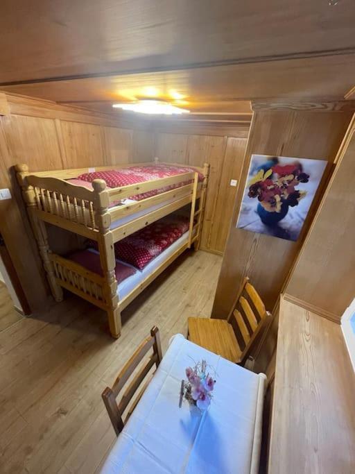 Apartment Chalet Im Sunnigen Usblick 翁根 外观 照片